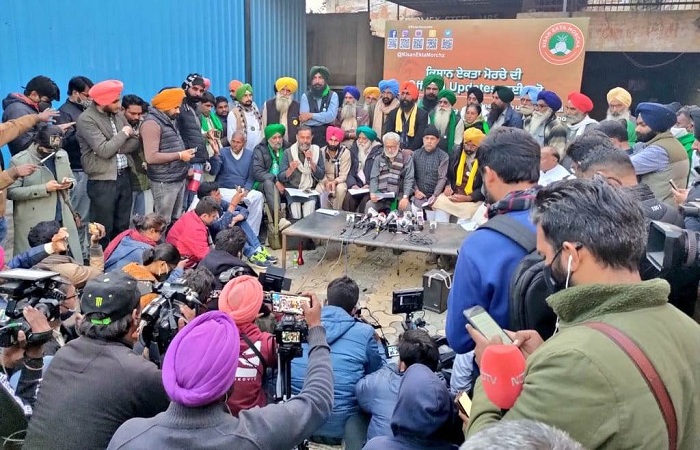 Surjit Singh Phool on Farmers' protest: Samyukta Kisan Morcha is likely to constitute a 9-member committee for meetings with Centre.